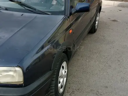 Volkswagen Golf 1994 года за 1 350 000 тг. в Тараз – фото 2