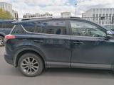 Toyota RAV4 2019 годаүшін15 500 000 тг. в Астана