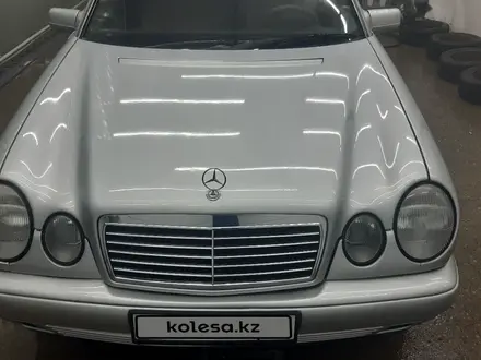 Mercedes-Benz E 230 1996 года за 3 400 000 тг. в Байконыр – фото 9