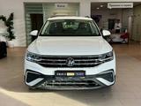 Volkswagen Tiguan 2022 годаfor13 590 000 тг. в Актобе – фото 5