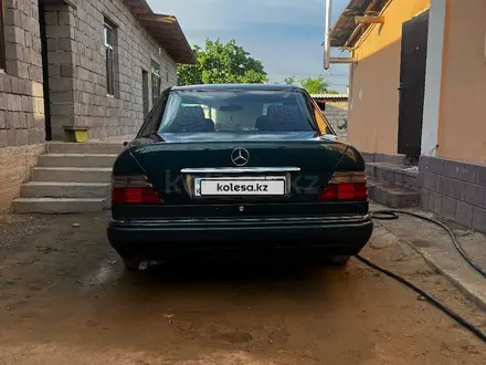 Mercedes-Benz E 280 1995 года за 2 200 000 тг. в Туркестан – фото 4