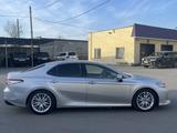 Toyota Camry 2018 годаfor12 500 000 тг. в Семей – фото 5