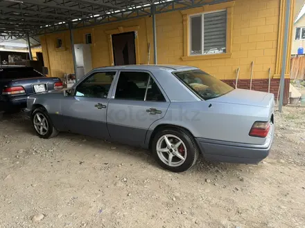 Mercedes-Benz E 280 1994 года за 2 200 000 тг. в Алматы – фото 4
