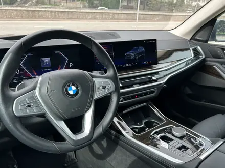BMW X7 2025 года за 65 900 000 тг. в Алматы – фото 10