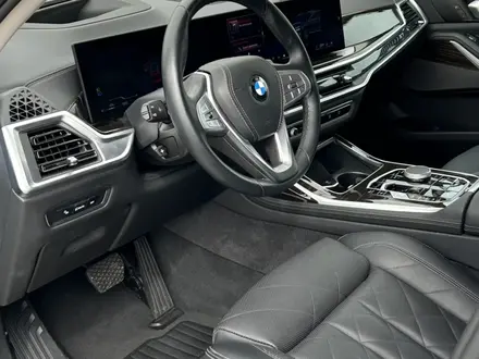 BMW X7 2025 года за 65 900 000 тг. в Алматы – фото 5