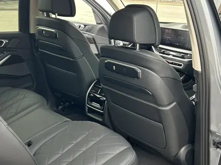 BMW X7 2025 года за 65 900 000 тг. в Алматы – фото 9