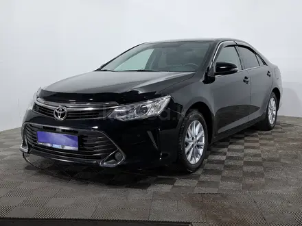 Toyota Camry 2015 года за 9 790 000 тг. в Астана