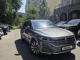 Volkswagen Touareg 2022 года за 28 600 000 тг. в Алматы