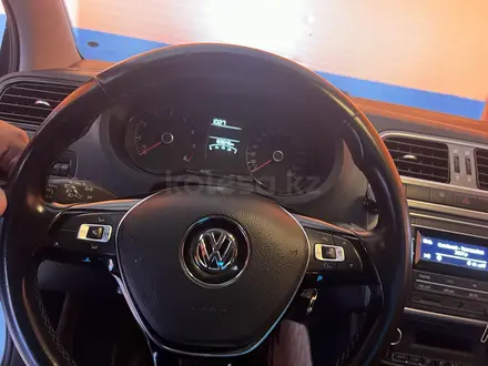 Volkswagen Polo 2019 года за 6 600 000 тг. в Атырау – фото 5