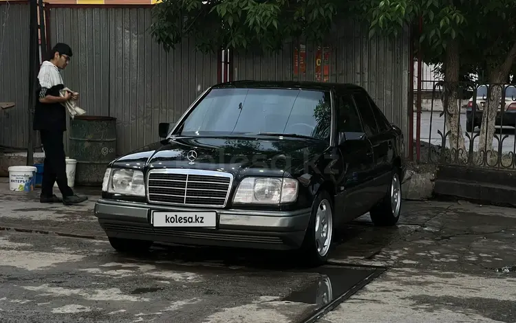 Mercedes-Benz E 200 1993 года за 2 000 000 тг. в Шымкент