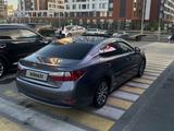 Lexus ES 300h 2016 годаүшін11 690 000 тг. в Астана – фото 4