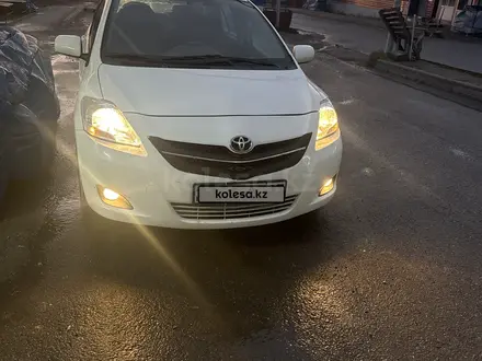 Toyota Yaris 2007 года за 3 800 000 тг. в Алматы