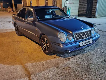 Mercedes-Benz E 280 1996 года за 3 000 000 тг. в Кызылорда