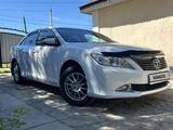 Toyota Camry 2013 года за 8 700 000 тг. в Усть-Каменогорск – фото 2