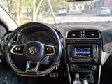 Volkswagen Polo 2016 года за 5 400 000 тг. в Атырау – фото 4