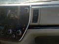 Toyota Sienna 2015 года за 10 350 000 тг. в Атырау – фото 16