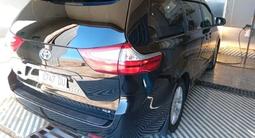 Toyota Sienna 2015 годаfor10 350 000 тг. в Атырау – фото 2