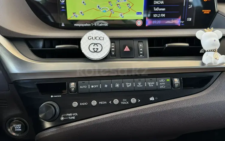 Lexus ES 350 2019 года за 27 000 000 тг. в Шымкент