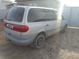 Volkswagen Sharan 1996 года за 1 500 000 тг. в Атырау – фото 3