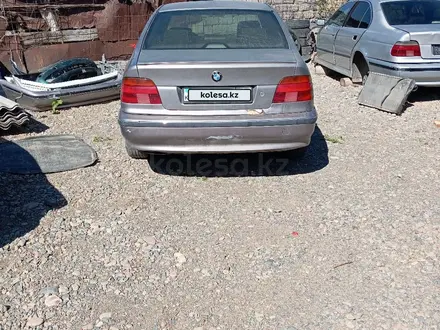 BMW 523 1997 года за 1 500 000 тг. в Кулан – фото 3