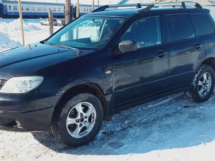 Mitsubishi Outlander 2003 года за 2 000 000 тг. в Алга – фото 3