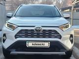 Toyota RAV4 2022 года за 20 500 000 тг. в Алматы – фото 5