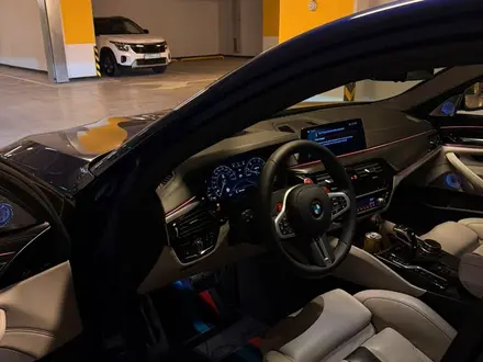 BMW M5 2018 года за 37 000 000 тг. в Алматы – фото 13