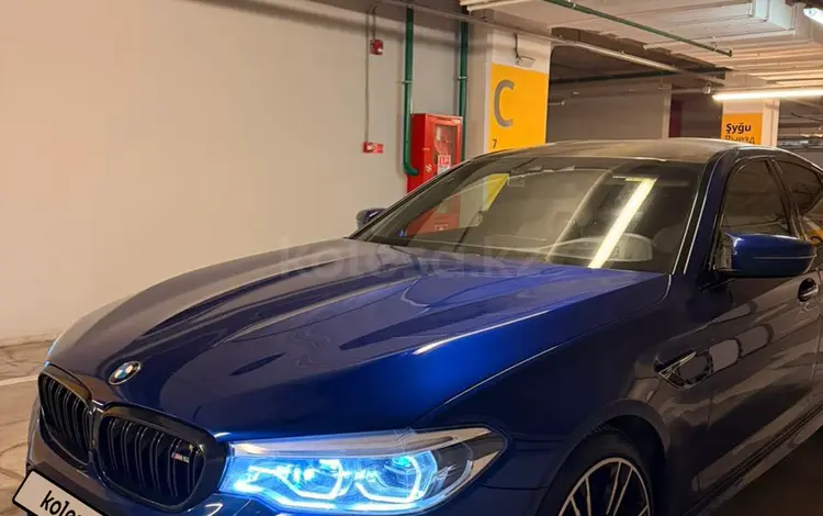 BMW M5 2018 года за 37 000 000 тг. в Алматы