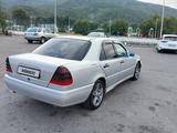 Mercedes-Benz C 220 1994 годаfor1 600 000 тг. в Есик – фото 2