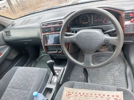 Toyota Carina 1996 года за 2 000 000 тг. в Семей – фото 10