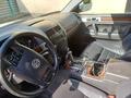 Volkswagen Touareg 2007 годаfor5 500 000 тг. в Астана – фото 7