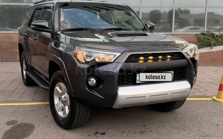 Toyota 4Runner 2019 года за 25 000 000 тг. в Алматы