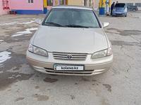 Toyota Camry 2000 года за 3 500 000 тг. в Шиели