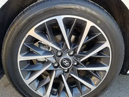 Hyundai Sonata 2020 года за 10 200 000 тг. в Караганда – фото 9