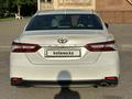 Toyota Camry 2020 года за 14 000 000 тг. в Тараз – фото 2