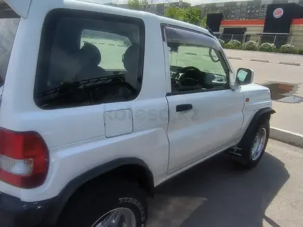 Mitsubishi Pajero iO 1998 года за 2 380 000 тг. в Алматы – фото 19