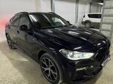 BMW X6 2020 года за 36 000 000 тг. в Актау – фото 2