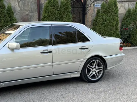 Mercedes-Benz C 240 1997 года за 3 600 000 тг. в Алматы – фото 11