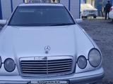 Mercedes-Benz E 230 1997 годаfor2 600 000 тг. в Семей – фото 5