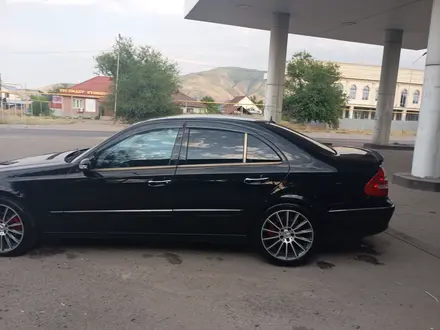 Mercedes-Benz E 320 2002 года за 5 400 000 тг. в Алматы – фото 45