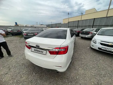 Toyota Camry 2014 года за 7 219 800 тг. в Алматы – фото 8