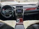 Toyota Camry 2014 годаfor8 900 000 тг. в Шемонаиха – фото 4