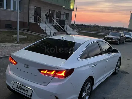 Hyundai Sonata 2019 года за 10 700 000 тг. в Шымкент – фото 3