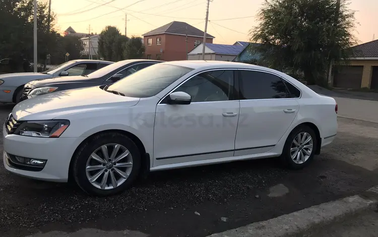 Volkswagen Passat 2012 года за 4 000 000 тг. в Актобе