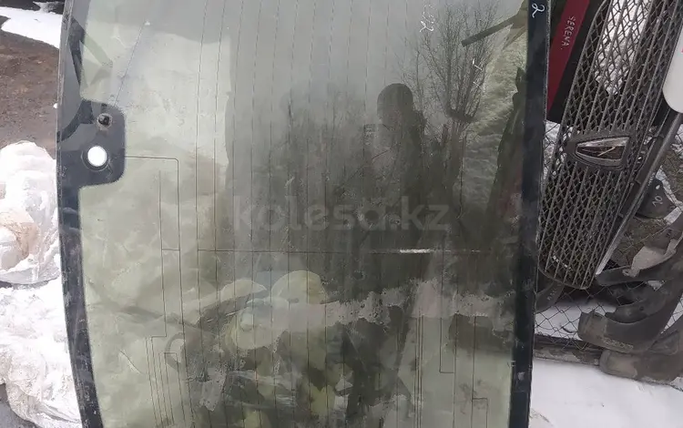 Заднее лобовое стекло за 15 000 тг. в Алматы