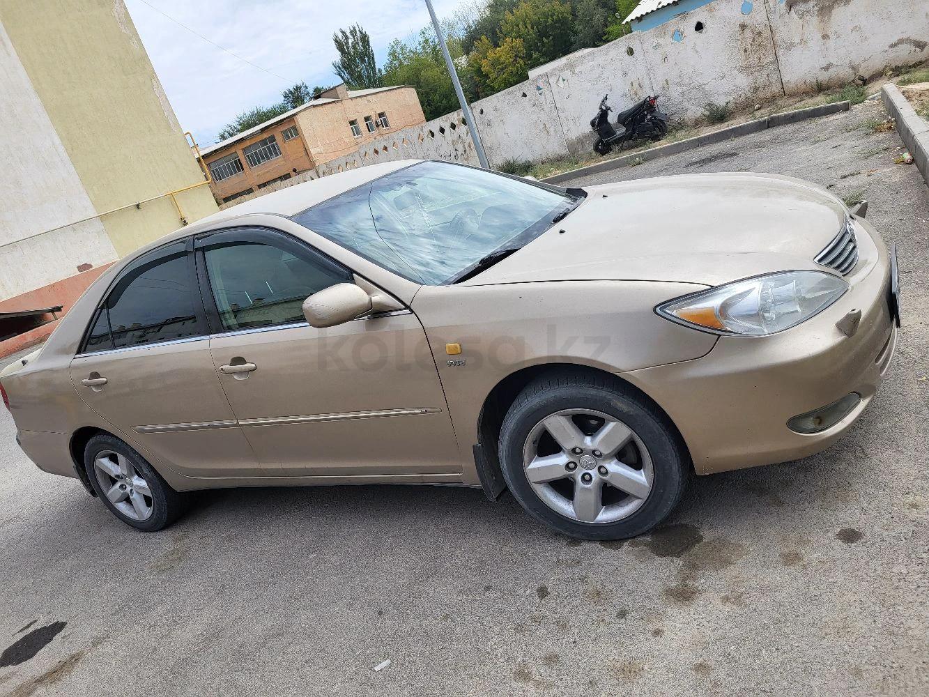 Toyota Camry 2002 г.