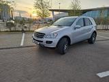 Mercedes-Benz ML 350 2007 года за 6 400 000 тг. в Астана – фото 2