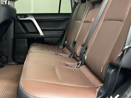 Toyota Land Cruiser Prado 2018 года за 27 000 000 тг. в Алматы – фото 10