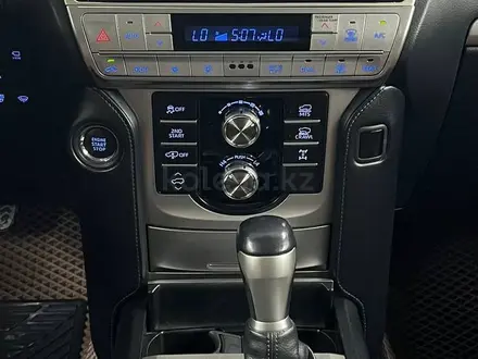 Toyota Land Cruiser Prado 2018 года за 27 000 000 тг. в Алматы – фото 13