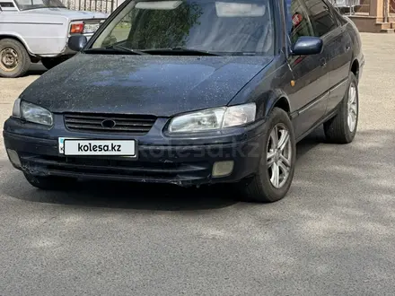 Toyota Camry 1998 года за 2 500 000 тг. в Алматы – фото 5
